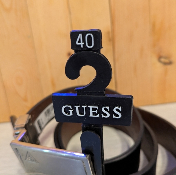 Guess Brown Leather Belt with Silver Buckle Size 40 - Picture 4 of 7